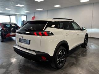 PEUGEOT 2008 usata, con Autoradio