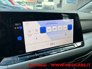 VOLKSWAGEN Golf usata, con USB