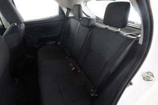 TOYOTA Yaris usata 3
