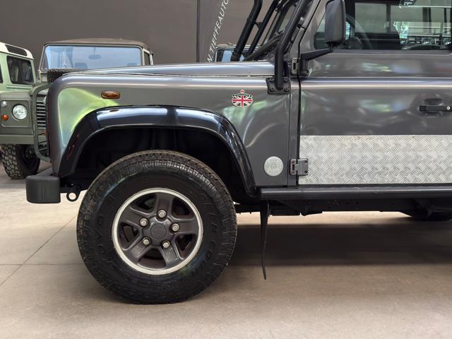 LAND ROVER Defender usata, con Servosterzo