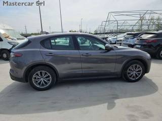 ALFA ROMEO Stelvio usata, con Autoradio