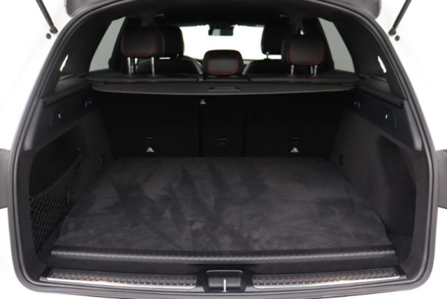 MERCEDES-BENZ GLC 300 usata, con Gancio traino