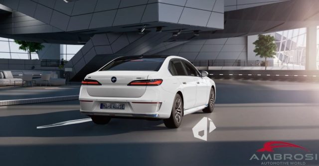 BMW i7 usata 2