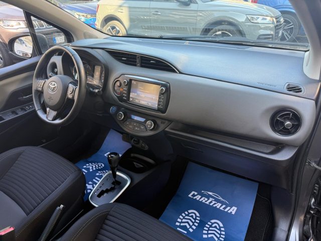 TOYOTA Yaris usata, con Sistema di navigazione