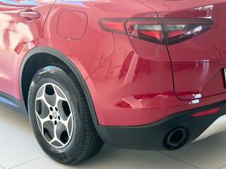 ALFA ROMEO Stelvio usata, con Autoradio
