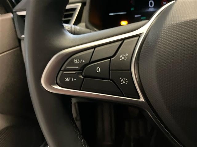 RENAULT Clio usata, con Sensore di pioggia