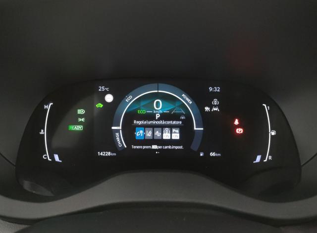 TOYOTA Yaris Cross usata, con Regolazione elettrica sedili