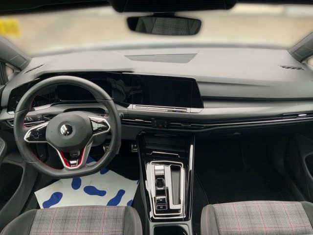 VOLKSWAGEN Golf usata, con Climatizzatore