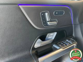 MERCEDES-BENZ GLB 200 usata, con Climatizzatore