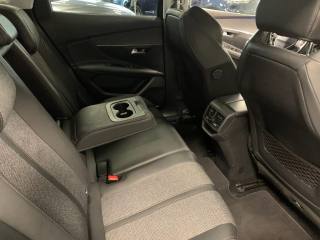 PEUGEOT 3008 usata, con Fendinebbia
