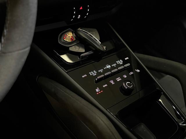 PORSCHE Cayenne usata, con Leve al volante