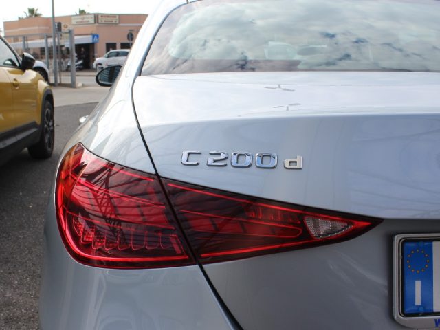 MERCEDES-BENZ C 200 usata, con Riconoscimento dei segnali stradali
