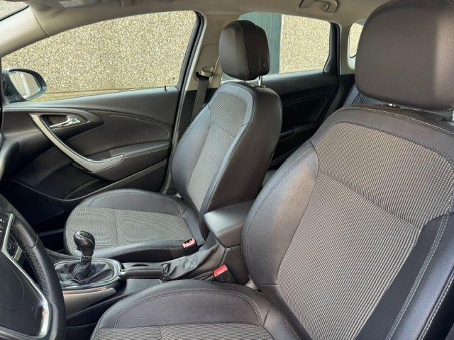OPEL Astra usata, con Autoradio