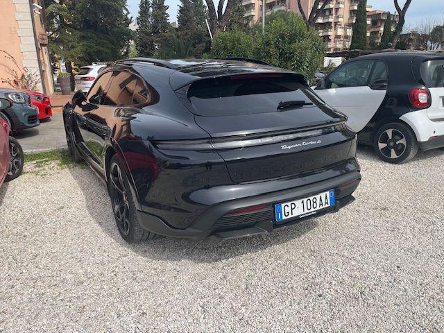 PORSCHE Taycan usata 0