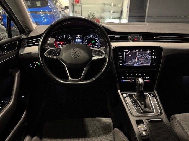 VOLKSWAGEN Passat Variant usata, con Controllo trazione