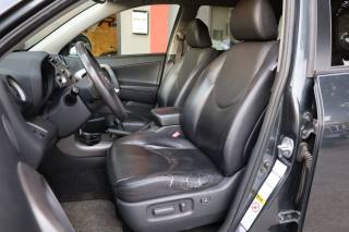 TOYOTA RAV 4 usata, con Sensore di pioggia
