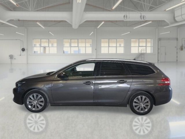 PEUGEOT 308 usata, con Autoradio