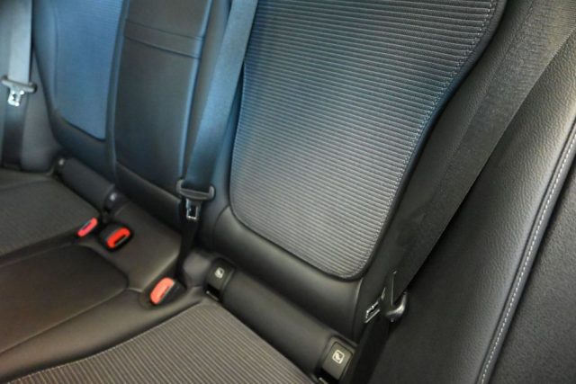 MERCEDES-BENZ C 300 usata 46