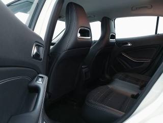 MERCEDES-BENZ GLA 200 usata 13