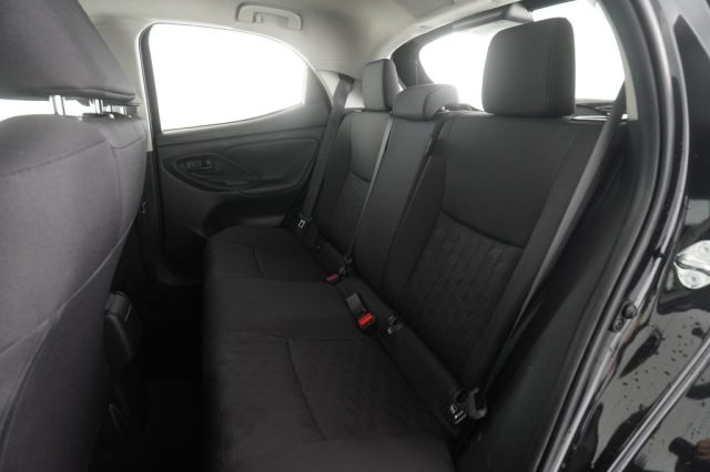 TOYOTA Yaris usata 3