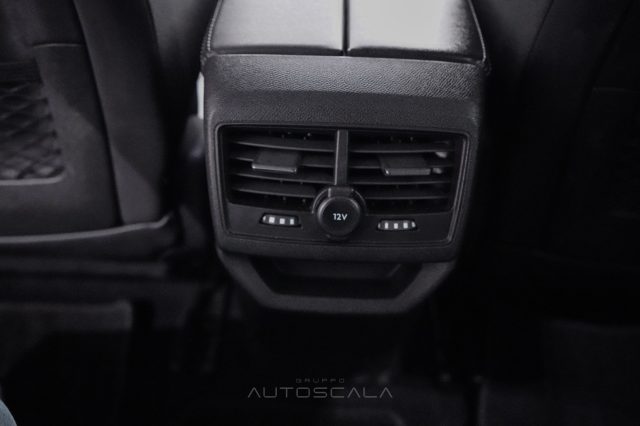 PEUGEOT 3008 usata 29