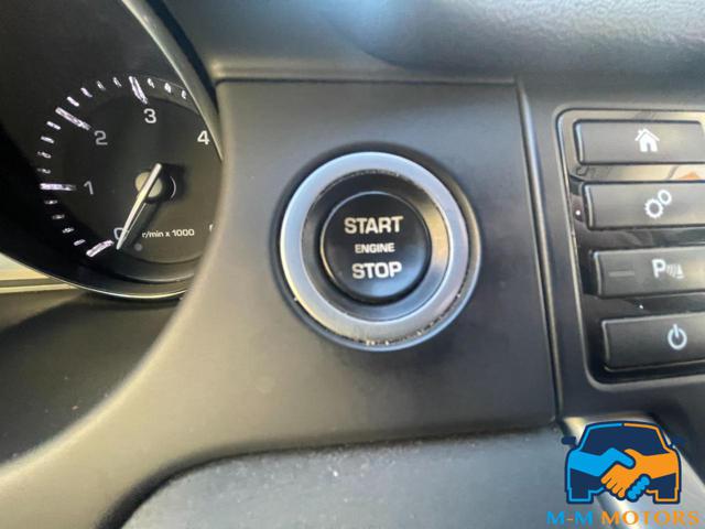 LAND ROVER Discovery Sport usata, con Regolazione elettrica sedili