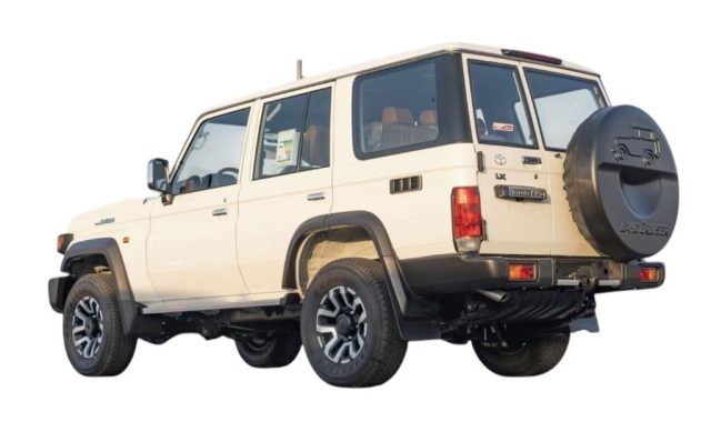 TOYOTA Land Cruiser usata, con Airbag laterali