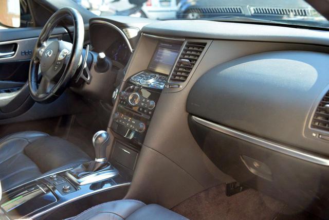 INFINITI QX70 usata, con Specchietti laterali elettrici
