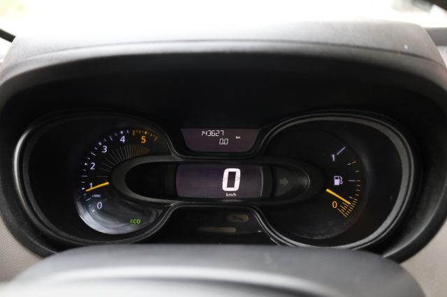 RENAULT Trafic usata, con MP3