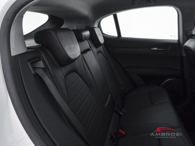 ALFA ROMEO Stelvio usata 10