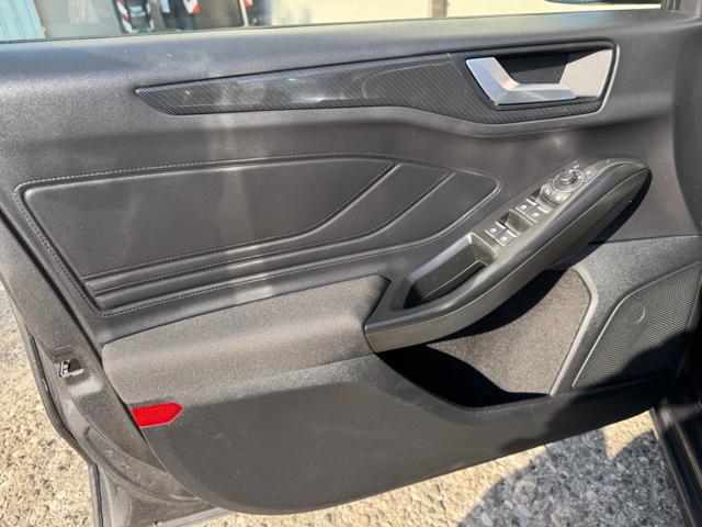 FORD Focus usata, con Fari LED
