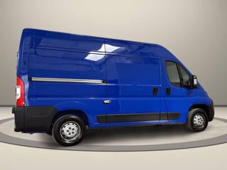 PEUGEOT Boxer usata, con Autoradio