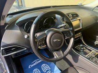 JAGUAR XE usata, con Chiusura centralizzata