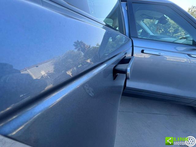 LAND ROVER Range Rover Velar usata, con Lettore CD