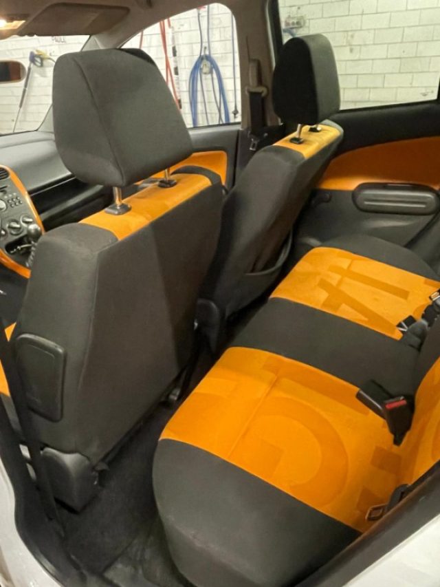 OPEL Agila usata, con Airbag