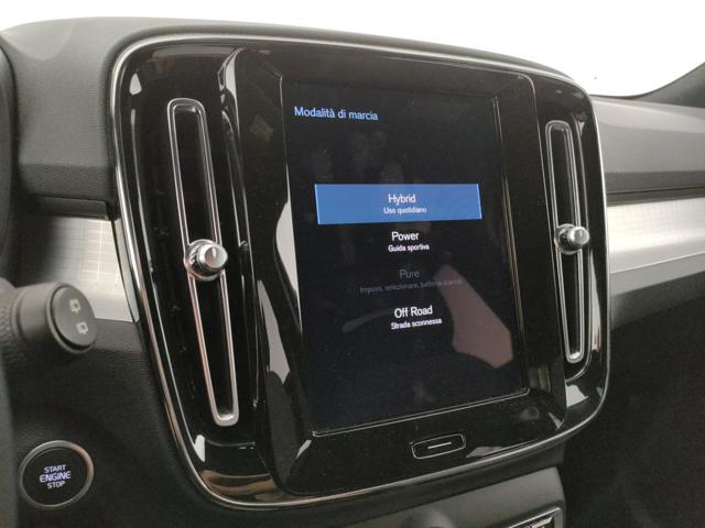 VOLVO XC40 usata, con Touch screen