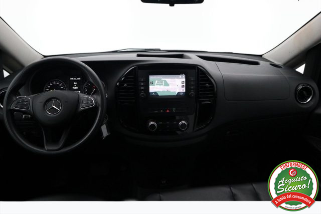 MERCEDES-BENZ Vito usata, con Controllo automatico clima