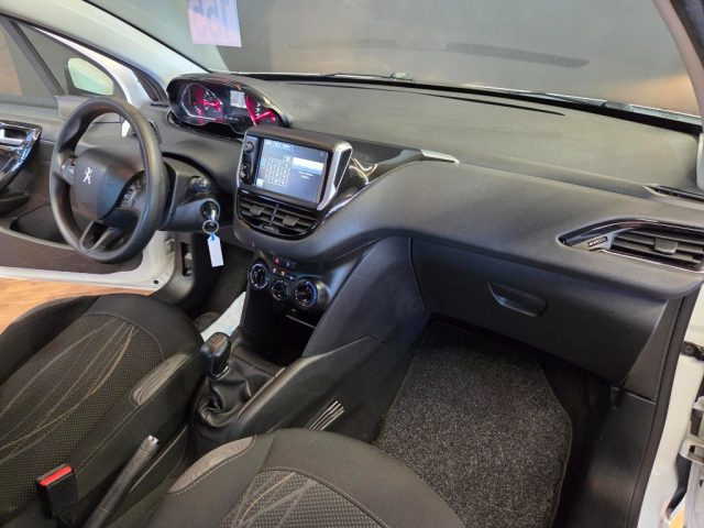 PEUGEOT 208 usata, con Bluetooth