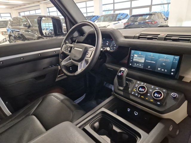 LAND ROVER Defender usata, con Fendinebbia