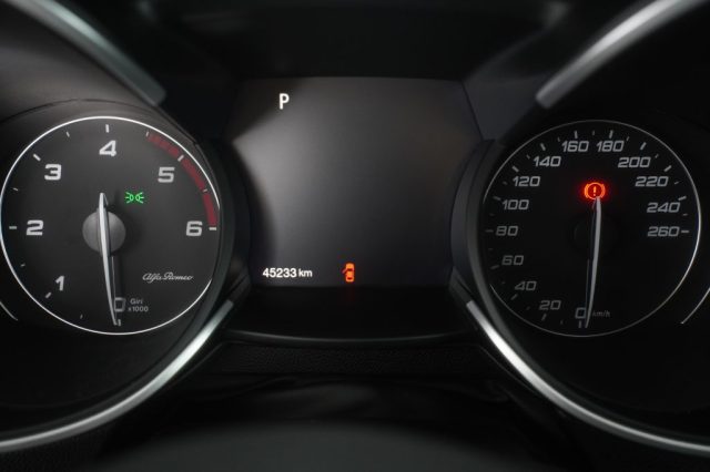 ALFA ROMEO Stelvio usata 12