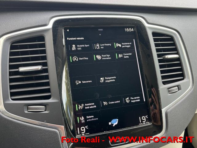 VOLVO XC90 usata, con Sistema di navigazione