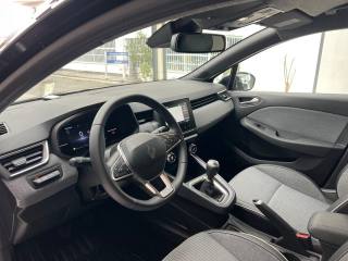 RENAULT Clio usata, con Touch screen