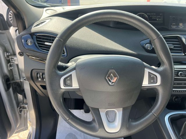 RENAULT Scenic usata, con Sistema di navigazione