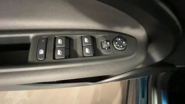 ALFA ROMEO Junior usata, con Regolazione elettrica sedili
