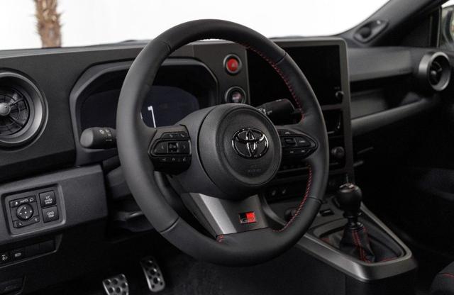 TOYOTA Yaris usata, con Chiusura centralizzata