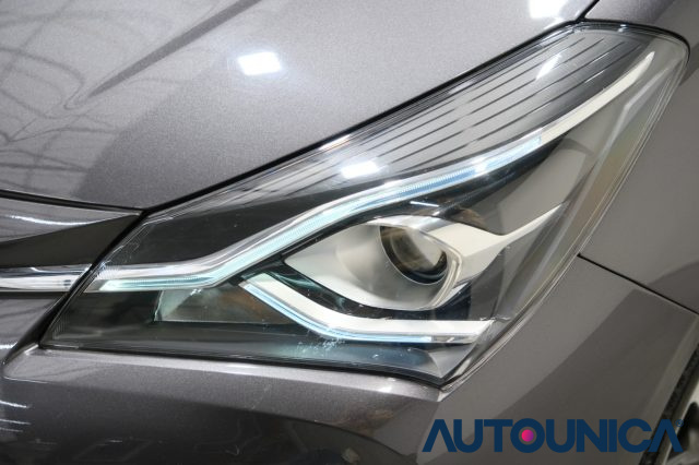 TOYOTA Yaris usata 45