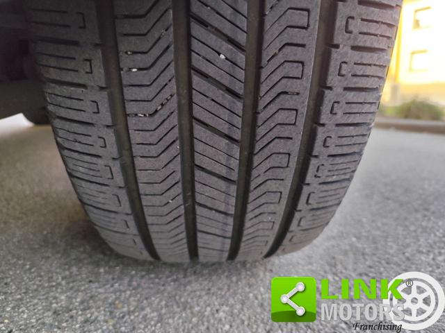 LAND ROVER Defender usata, con Chiusura centralizzata