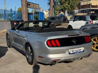 FORD Mustang usata, con Autoradio