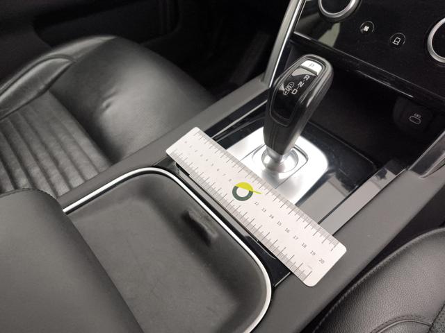 LAND ROVER Discovery Sport usata, con Hill holder