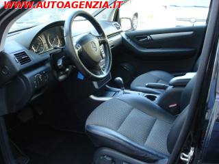 MERCEDES-BENZ A 180 usata 9